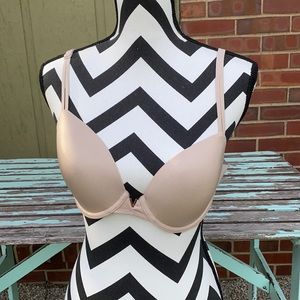 NWOT - Victoria’s Secret Lined Demi Bra - 36C